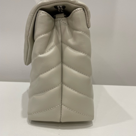 YSL Small Loulou - Picture 6 of 10